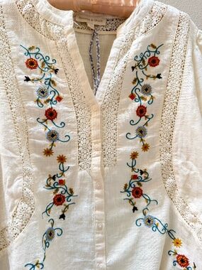 Jennifer & Grace Bohemian style top